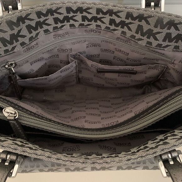 Michael  Kors Gray Bag - Picture 3 of 6